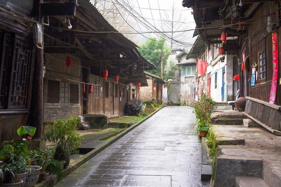 大行评级|大摩:下调京东目标价至27美元 预计第四季业绩符合预期